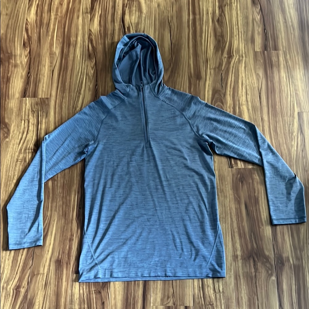 Lavender Metal Vent Hooded Long Sleeve Shirt